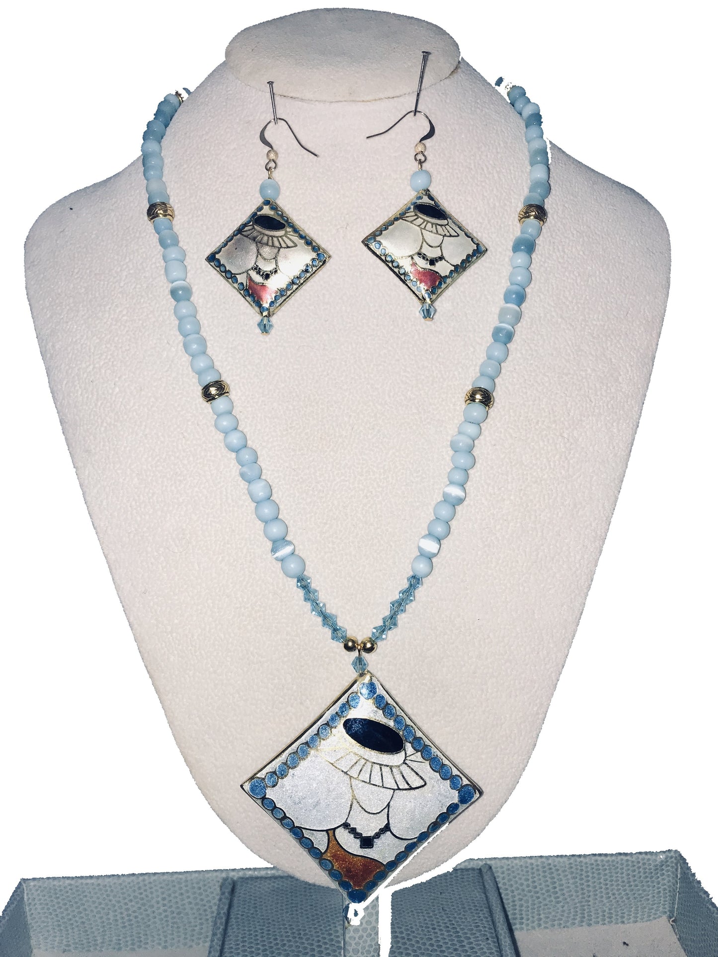 Cloisonné (lady with hat) necklace and earrings